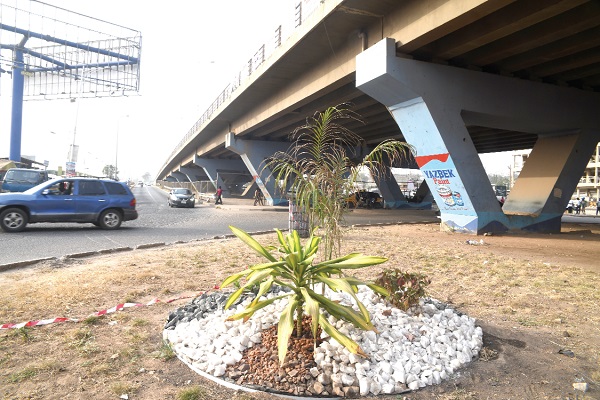 Some of the decorations along the brigde Some of the decorations along the brigde