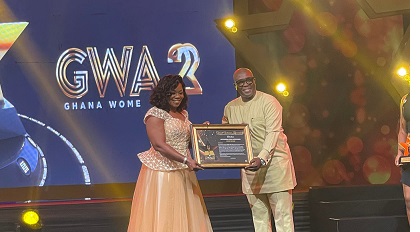 Gospel singer Piesie Esther won Entertainer of the Year award Piesie Esther, Nana Ama McBrown win at Ghana Women Awards
