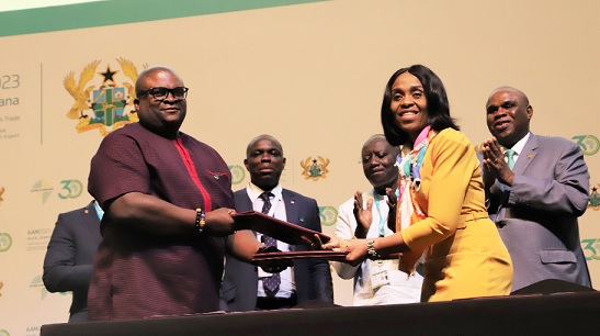 Michael Anyetei (left), MD of the GRDA, and Kanayo Awani (2nd from right), Executive Vice President, Intra African Trade Bank, Afreximbank, exchanging documents after the signing ceremony. Looking on are Ken Ofori-Atta (3rd from right), Minister of Finance; Prof. Benedict Oramah (right), President and Chairman of the Board of Directors, Afreximbank. Picture: EDNA SALVO-KOTEY Michael Anyetei (left), MD of the GRDA, and Kanayo Awani (2nd from right), Executive Vice President, Intra African Trade Bank, Afreximbank, exchanging documents after the signing ceremony. Looking on are Ken Ofori-Atta (3rd from right), Minister of Finance; Prof. Benedict Oramah (right), President and Chairman of the Board of Directors, Afreximbank. Picture: EDNA SALVO-KOTEY