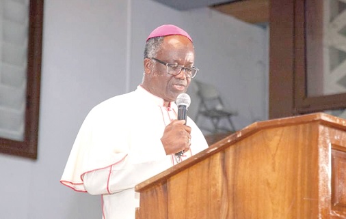 Most Rev. Emmanuel Kofi Fianu (left), Bishop of Ho, delivering the lecture Most Rev. Emmanuel Kofi Fianu (left), Bishop of Ho, delivering the lecture