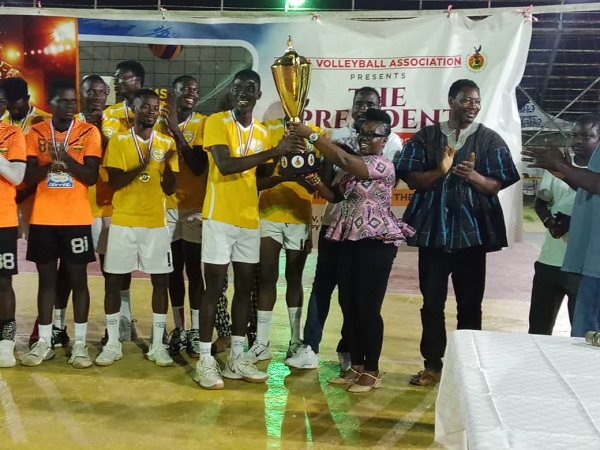 Madam Vivien Nyoni, the PRO of the Ghana Volleyball Association (right) with Mr George Tettey presenting the trophy to El-Wak Wings Captain Eliot Javi Madam Vivien Nyoni, the PRO of the Ghana Volleyball Association (right) with Mr George Tettey presenting the trophy to El-Wak Wings Captain Eliot Javi
