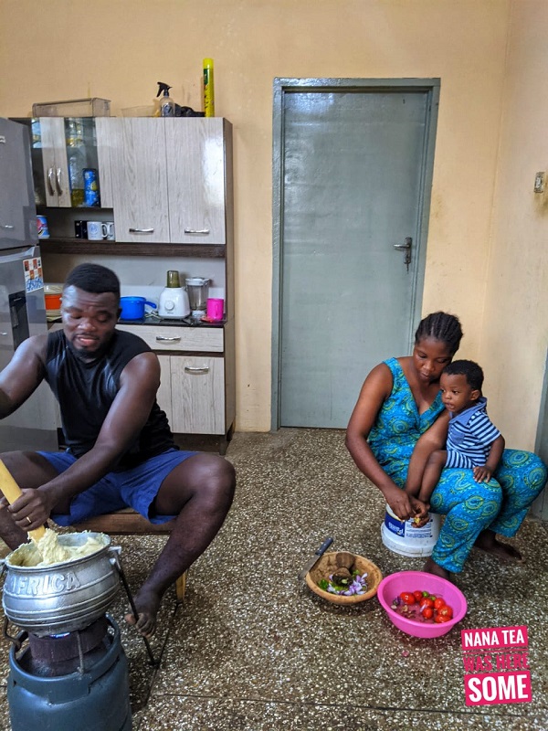 His easy-going relationship with his wife is admired by many of his followers Nana Tea