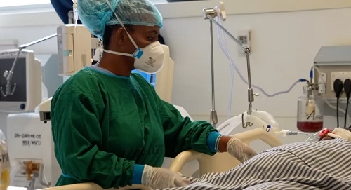Ghana patients in danger as nurses head for jobs in UK Ghana patients in danger as nurses head for jobs in UK