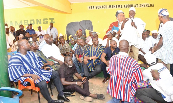 The Chief Linguist (standing right) speaking on behalf of Naa Abdulai Mahami Shariga, Overlord of Mamprugu, during Vice-President Dr Mahamudu Bawumia's visit The Chief Linguist (standing right) speaking on behalf of Naa Abdulai Mahami Shariga, Overlord of Mamprugu, during Vice-President Dr Mahamudu Bawumia's visit