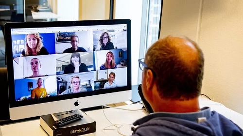 Zoom orders workers back to the office Zoom orders workers back to the office