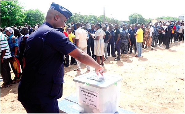 Voters in queue to cast their ballots Voters in queue to cast their ballots