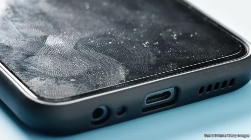 How to clean your iPhone's speakers (And why you need to) How to clean your iPhone's speakers (And why you need to)
