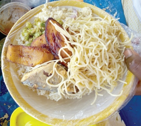 A GH¢10 plate of akyeke