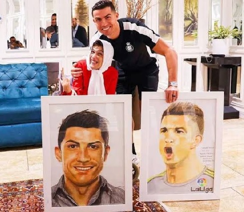 Cristiano Ronaldo hugged, kissed and posed for the cameras with Hamimi Cristiano Ronaldo hugged, kissed and posed for the cameras with Hamimi