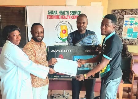 Hisense donates to Terchire Health Centre Hisense donates to Terchire Health Centre