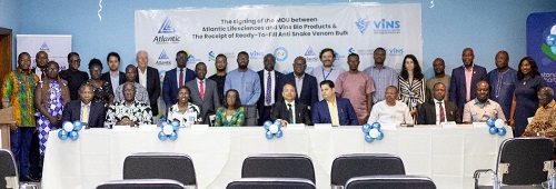 Dignitaries at the signing of the MoU Dignitaries at the signing of the MoU