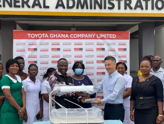 Toyota Ghana donates phototherapy unit to Ussher Hospital
