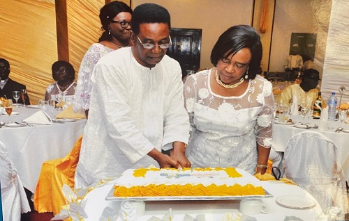 Delayed reception in 2015. Here comes the missing cake Delayed reception in 2015. Here comes the missing cake