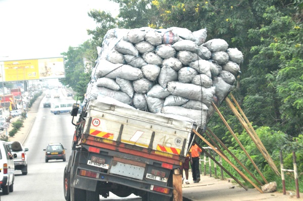 This breakdown vehicle on the highway is a death trap This breakdown vehicle on the highway is a death trap