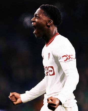 Kobbie Mainoo scores his third goal this season.