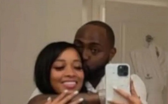 Drama as US-based model accidentally uploads ‘cozy’ photo with Davido