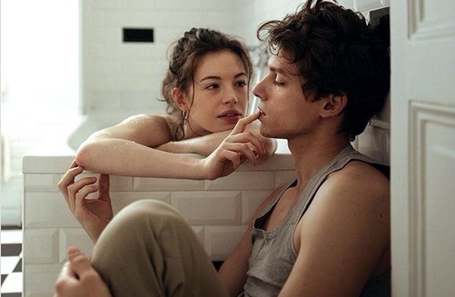 Overcoming the fear of falling in love Overcoming the fear of falling in love