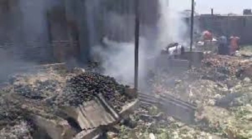 Fire destroys over 40 shops in Kwadaso market, traders desperate for aid Fire destroys over 40 shops in Kwadaso market, traders desperate for aid