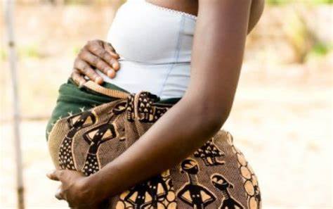 Girl, 15, gives birth to stepfather’s child …seeks refuge outside home