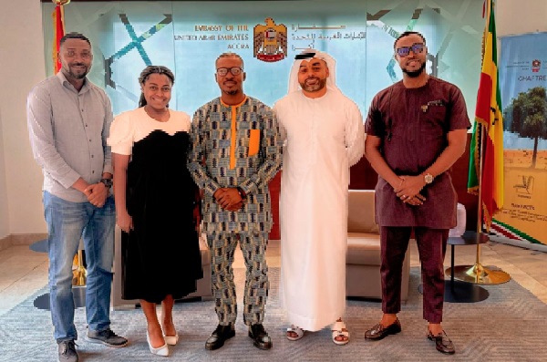 • Amer Jamil Al Alawi (2nd from right), UAE Head of Mission to Ghana, John Aggrey (3rd from right), CEO, Ghana-Russia Center for Commerce and Relations with some members of the delegation Ghana-Russia Center, UAE Embassy strengthen business ties