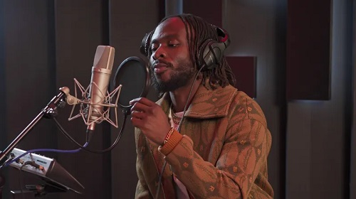 Fuse ODG – aka Nana Abiona – fuses afro-pop with hip-hop and afrobeat R&B Fuse ODG – aka Nana Abiona – fuses afro-pop with hip-hop and afrobeat R&B