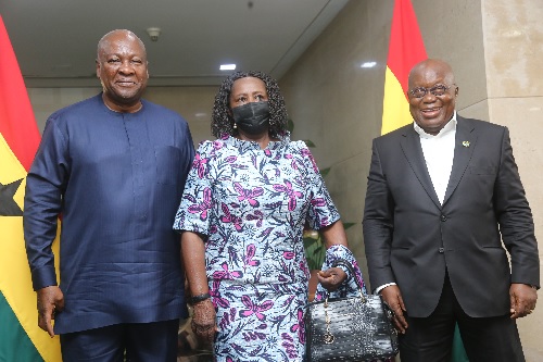 From right: President Akufo-Addo, Prof. Naana Jane Opoku Agyeman, Vice-President-Elect and John Dramani Mahama, President-Elect, posing for the cameras after a meeting at the Jubilee House. Picture: SAMUEL TEI ADANO