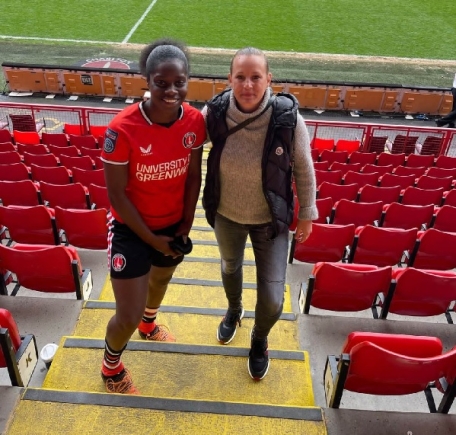Nora Häuptle with Freda Ayisi after monitoring her play for Charlton Athletic Nora Häuptle with Freda Ayisi after monitoring her play for Charlton Athletic