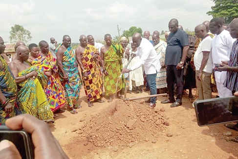 Kojo Oppong Nkrumah (with shovel), Minister of Works and Housing, cutting the sod for the commencement of the new administration block complex. With him are Paul Asamoah, the DCE, and a section of chiefs in the district Kojo Oppong Nkrumah (with shovel), Minister of Works and Housing, cutting the sod for the commencement of the new administration block complex. With him are Paul Asamoah, the DCE, and a section of chiefs in the district