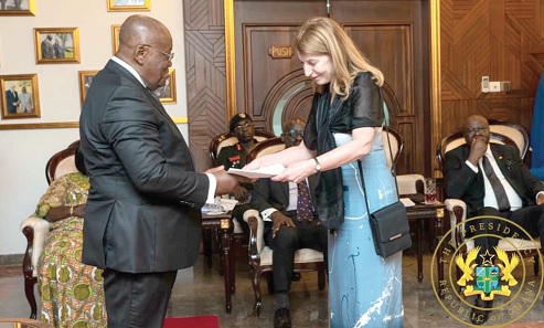 Annika Hahn-Englund, Swedish Ambassador to Ghana, presenting her credentials to the President
