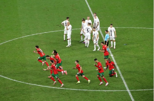 Portugal celebrate qualification to 2024 Euros quarterfinals Portugal celebrate qualification to 2024 Euros quarterfinals