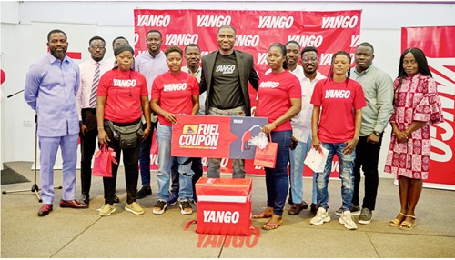 Emmanuel Koduah (middle), Country Manager of Yango Delivery, with the award winners Emmanuel Koduah (middle), Country Manager of Yango Delivery, with the award winners