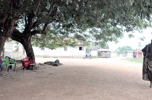 A meeting point in Holuta A meeting point in Holuta