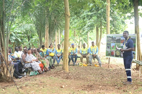 Joshua Asiedu Cudjoe (right), Environment Unit Manager of Asanko, speaking during an event at Manso-Nkran to mark this year’s World Environment Day Joshua Asiedu Cudjoe (right), Environment Unit Manager of Asanko, speaking during an event at Manso-Nkran to mark this year’s World Environment Day