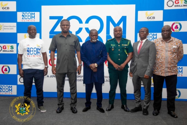 Azumah Nelson pays tribute to late trainer Attuquaye Clottey at launch of Zoom Zoom Clinics Azumah Nelson pays tribute to late trainer Attuquaye Clottey at launch of Zoom Zoom Clinics