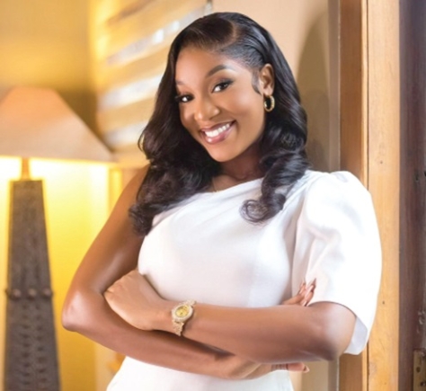 Sasha Sahnoon  — SlashBeauty CEO 