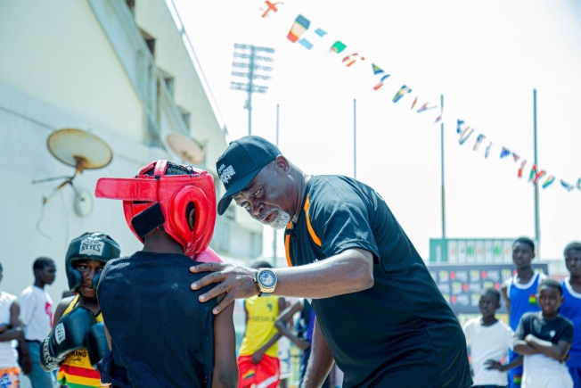 Boxing legend Azumah Nelson to launch "Zoom Zoom Clinics" to empower youth Boxing legend Azumah Nelson to launch "Zoom Zoom Clinics" to empower youth