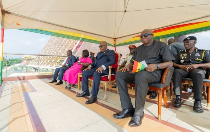 Personnel of the Airforce and the Army on parade