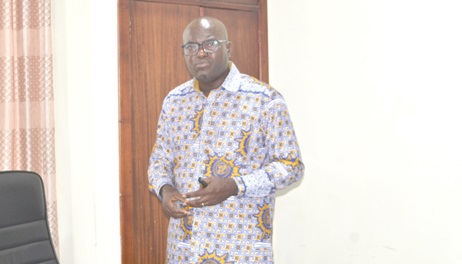 Kwaku Dankwa (right) addressing participants in the seminar