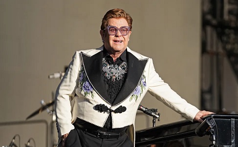 Elton John Elton John confirms retirement from touring