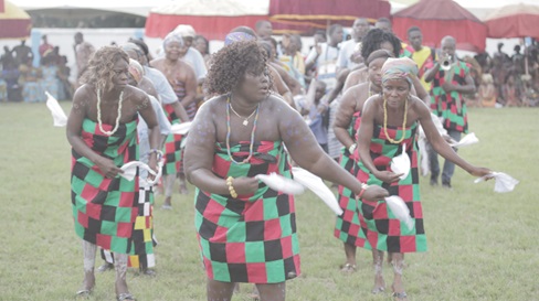 Various Borborbor groups have different dance styles Various Borborbor groups have different dance styles