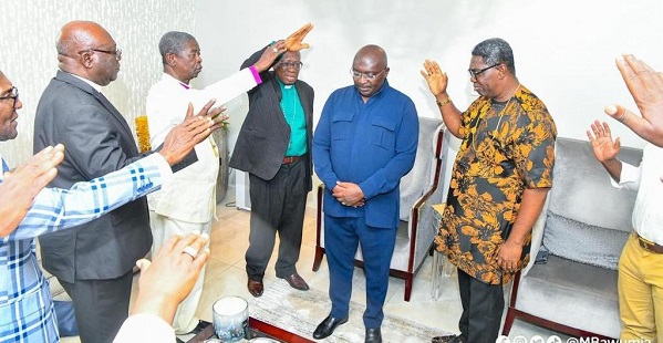 VIDEO: Bawumia clarifies 'government to pay churches' says it was a joke VIDEO: Bawumia clarifies 'government to pay churches' says it was a joke