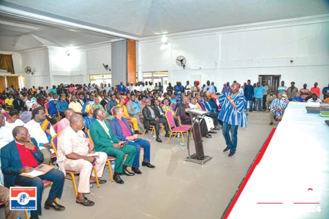  Dr Mahamudu Bawumia addressing the clergy 