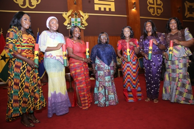 President Akufo-Addo swearing in ministers and deputy ministers at a ceremony at the Jubilee House. Picture: SAMUEL TEI ADANO