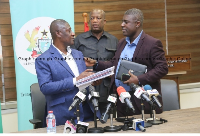 EC debunks assertion that it is secretly registering voters [VIDEO]