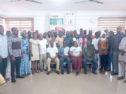  Aliyu Mohammed (seated left), Northern Regional Director of NCCE; Charles Boateng (2nd from left), ACET Business Transform Manager, and other forum participants 