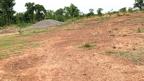 The abandoned project site