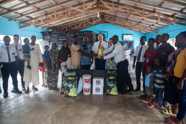 Latter-Day Saints church extends support to Krisan Refugee Camp in Western Region Latter-Day Saints church extends support to Krisan Refugee Camp in Western Region