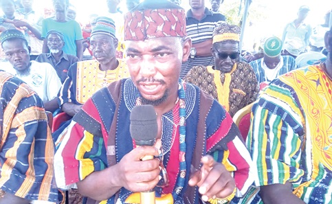 Felix Achana, Chief of Manyoro Sakuniah, addressing the event Felix Achana, Chief of Manyoro Sakuniah, addressing the event