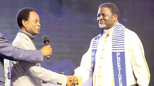 Apostle Prof. Kwadwo Nimfour Opoku Onyinah (left), outgoing President, Bible Society Ghana, congratulating Archbishop Charles Agyinasare. Picture: CALEB VANDERPUYE Apostle Prof. Kwadwo Nimfour Opoku Onyinah (left), outgoing President, Bible Society Ghana, congratulating Archbishop Charles Agyinasare. Picture: CALEB VANDERPUYE