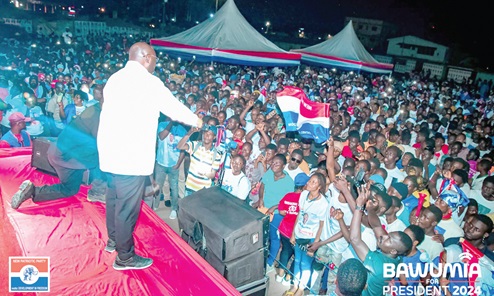 Dr Mahamudu Bawumia (on stage) addressing enthusiastic NPP supporters at the Galilea park to climax last Sunday’s tour of the Bortianor-Ngleshi Amanfro Constituency Dr Mahamudu Bawumia (on stage) addressing enthusiastic NPP supporters at the Galilea park to climax last Sunday’s tour of the Bortianor-Ngleshi Amanfro Constituency